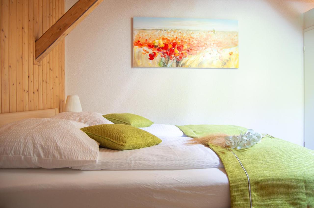 Wellness Mitten In Der Wasserfallstadt Triberg 트리베르크 외부 사진