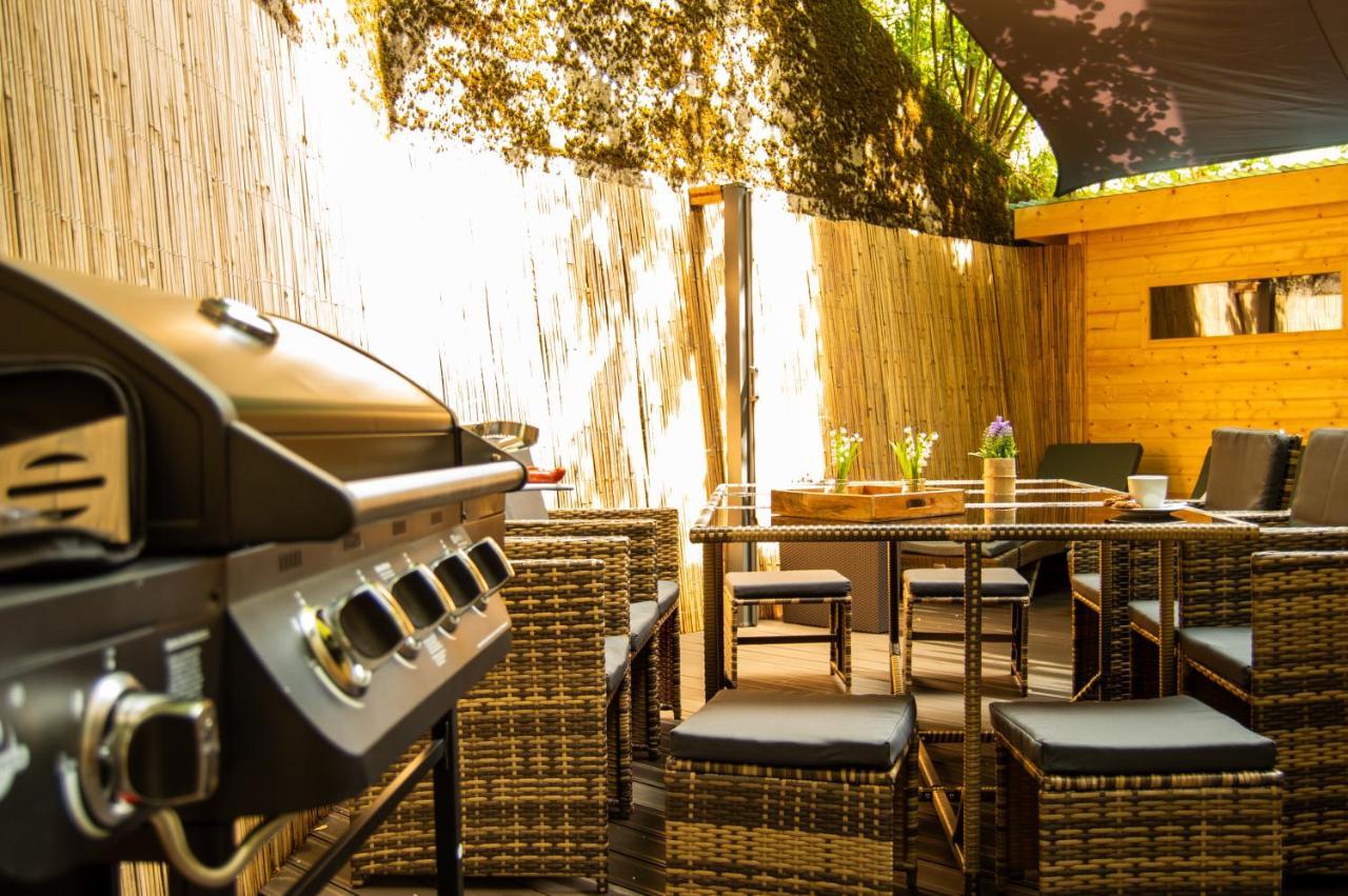 Wellness Mitten In Der Wasserfallstadt Triberg 트리베르크 외부 사진